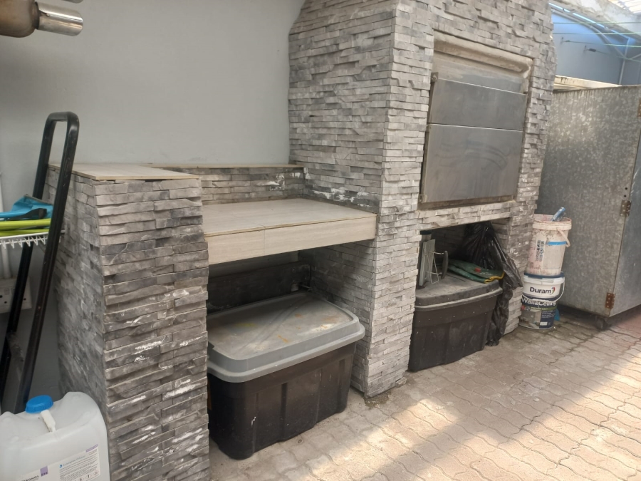 3 Bedroom Property for Sale in Portlands Western Cape